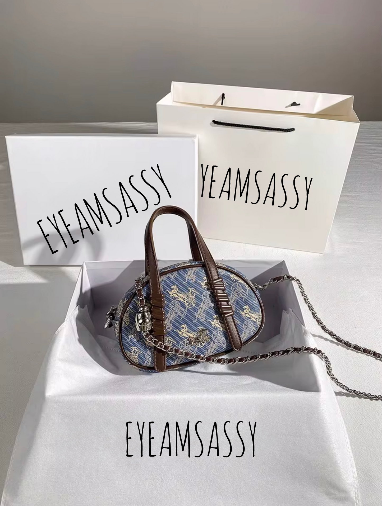 Classic Pattern Crossbody Bag Large Capacity Waterproof Fashionable Crossshoulder Mobile for Summer Autumn