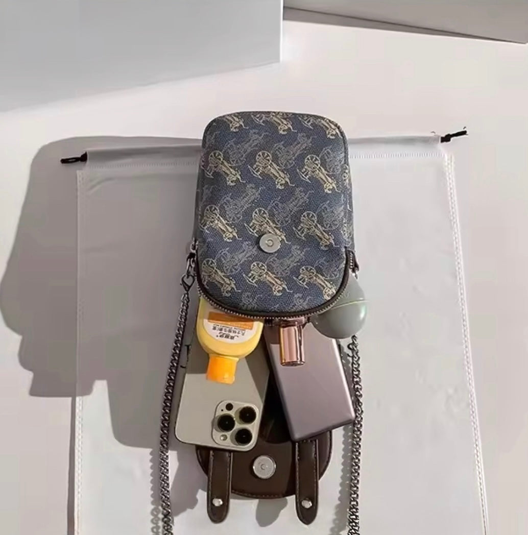 Carriage Blue Mini Chain Mobile Phone Bag