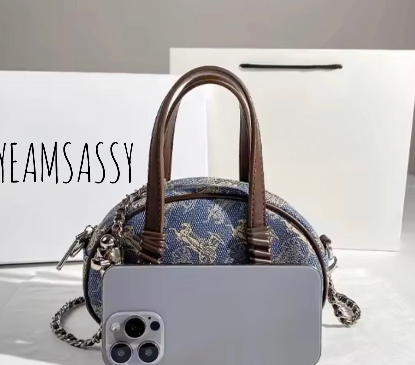 Classic Pattern Crossbody Bag Large Capacity Waterproof Fashionable Crossshoulder Mobile for Summer Autumn